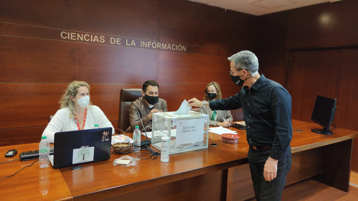 El profesor Jorge Clemente Mediavilla reelegido Decano de la Facultad de Ciencias de la Información  - 1